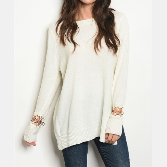 Long Sleeve Scoop Neck Pull Over Knit Sweater - Picture 1 of 7